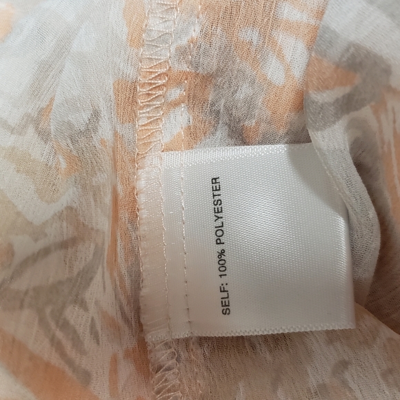 Rose & Olive Blouse B - Picture 6 of 6